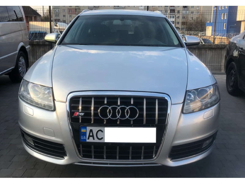 Решітка радіатора Chrome Black ( в стилі S6 ) без PDC на Audi A6 C6 2004-2011 року
