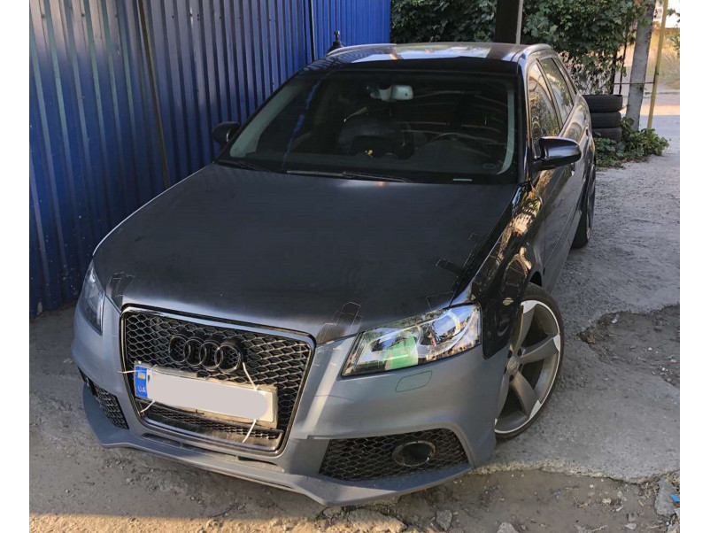Передній бампер  ( в стилі RS3 ) на Audi A3 8P 2008-2012 року