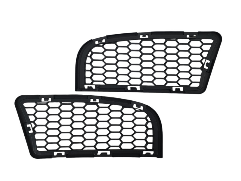 Решітки в бампер  ( під М5 бампер ) на BMW 5 Series F10 / F11 2010-2017 року