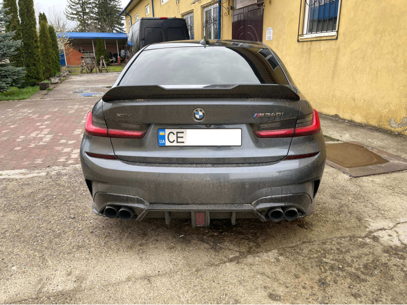 Дифузор ( заднього бампера ) Чорний глянець DS ( з лед ліхтарем ) на BMW 3 Series G20 / G21 2018-2022 року