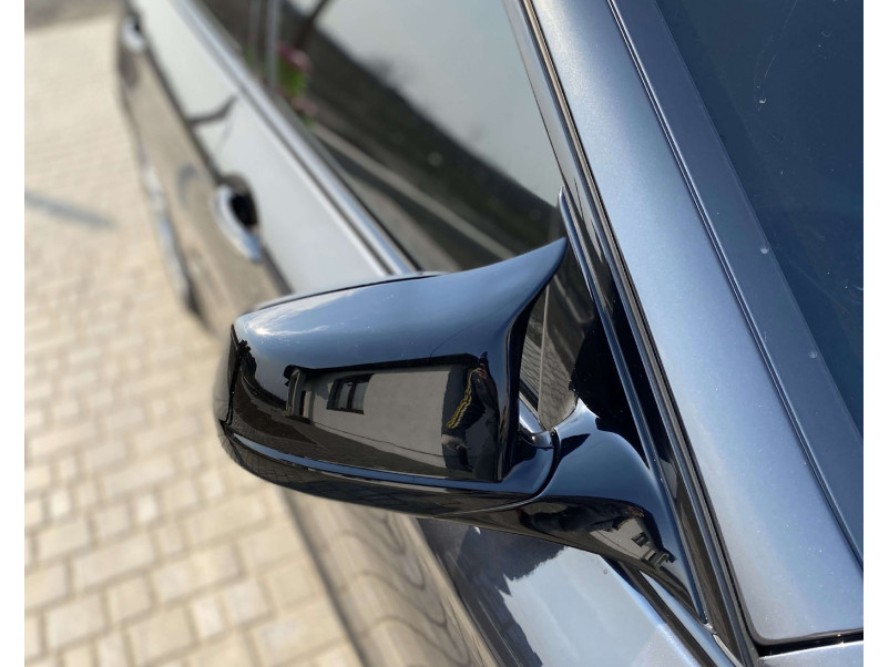 Накладки на дзеркала Чорний глянець ( M - Look ) V2 ( 10-13 ) на BMW 5 Series F10 / F11 2010-2017 року