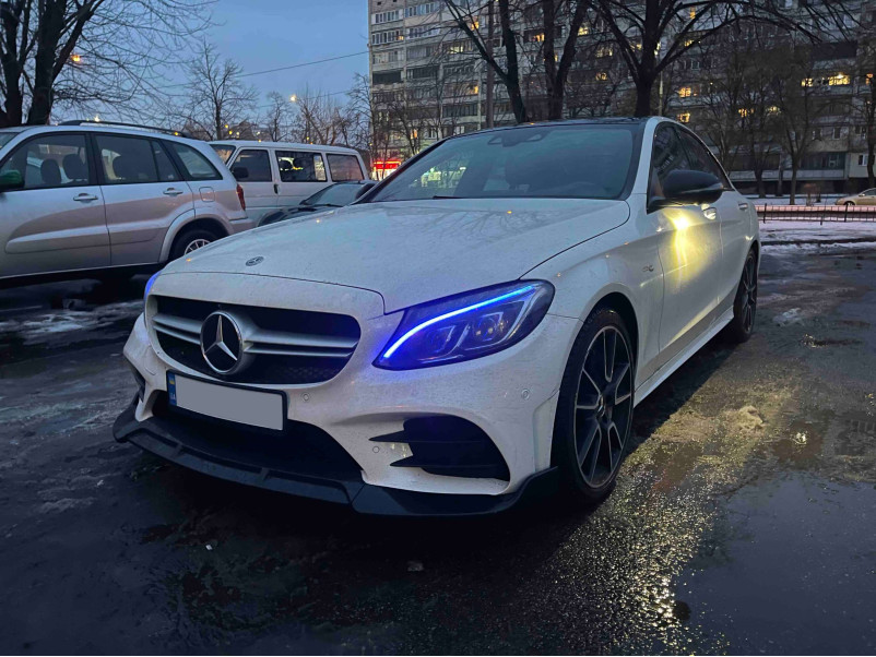 Губа ( переднього бампера ) Чорний глянець ( стиль Brabus ) на Mercedes-Benz C-Class W205 2018-2021 року
