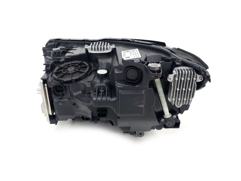 Передні фари  ( Laser ) оригінал комплектні на BMW 7 Series G11 / G12 2019-2023 року