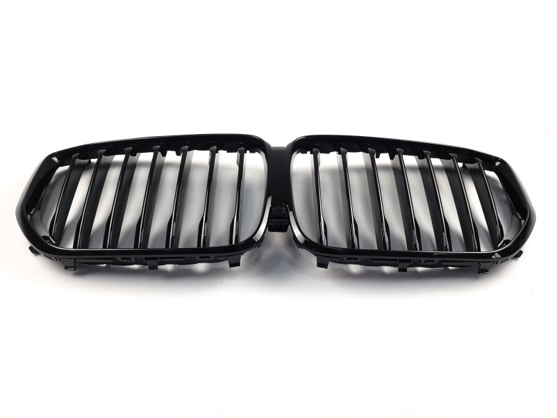 Ніздрі Чорний глянець ( 1 BAR ) на BMW X5 G05 2018-2022 року