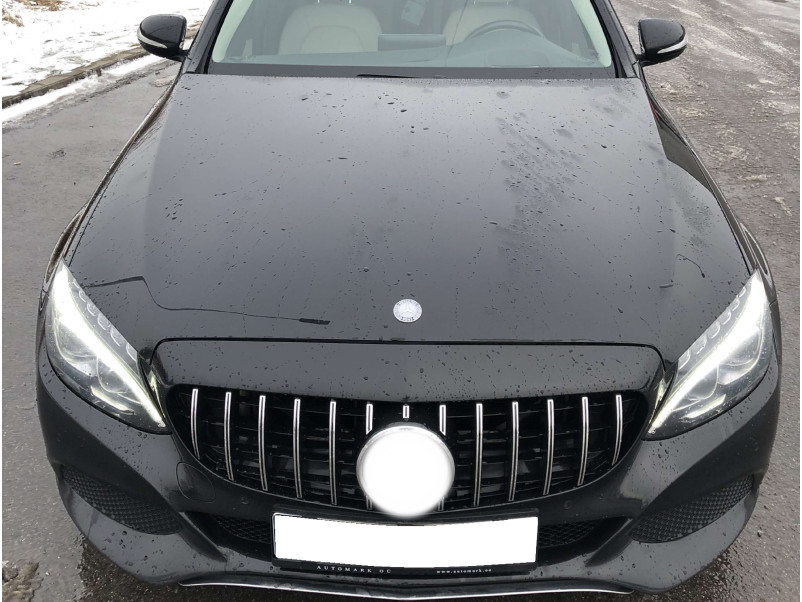 Решітка радіатора Chrome Black ( з місцем під камеру ) GT на Mercedes-Benz C-Class W205 2014-2018 року