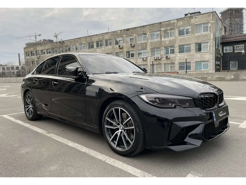 Передній бампер  ( стиль M2 ) на BMW 3 Series G20 / G21 2018-2022 року