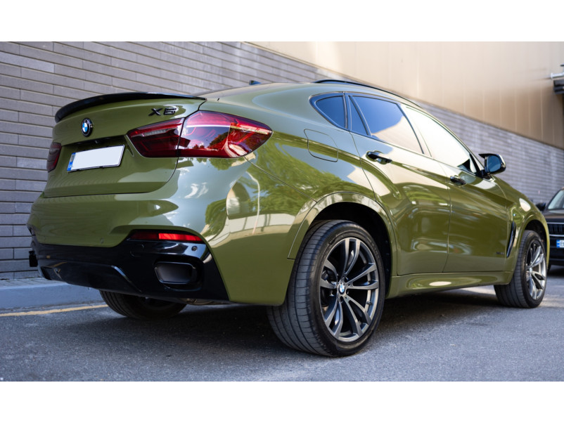 Спойлер Чорний глянець V1 на BMW X6 F16 2014-2018 року