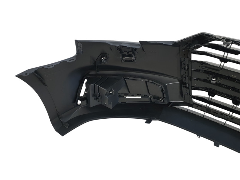 Передній бампер  ( стиль S4 ) під дистронік на Audi A4 B9 2015-2019 року