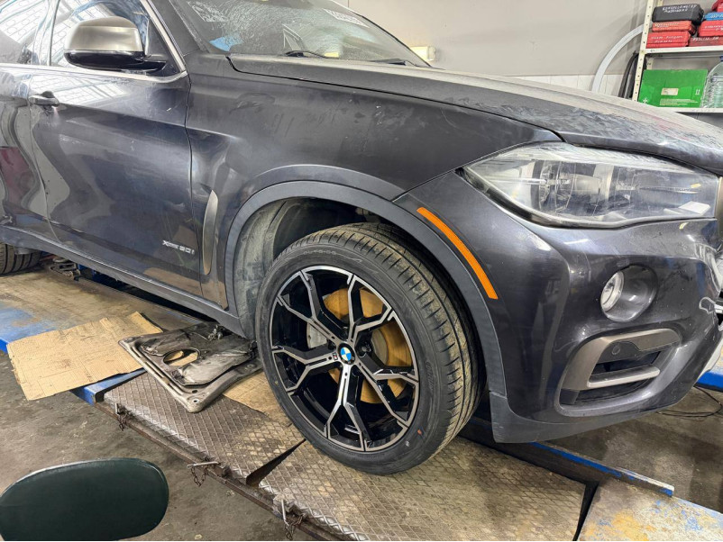 R20 Chrome Black ( різноширокі ) Диски на BMW X5 F15 2013-2018 року