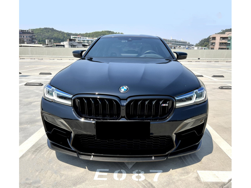 Губа ( Карбон )  V1 на BMW M5 F90 2017-2023 року