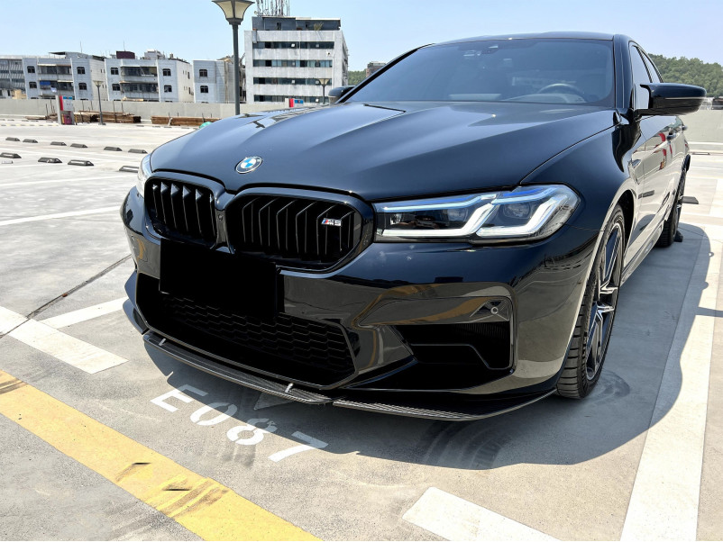 Губа ( Карбон )  V1 на BMW M5 F90 2017-2023 року