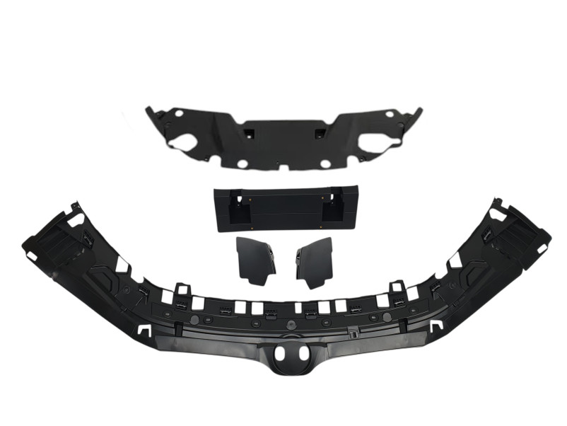 Комплект обвісів  ( M-Paket ) на BMW 7 Series G70 / G71 2022-2026 року