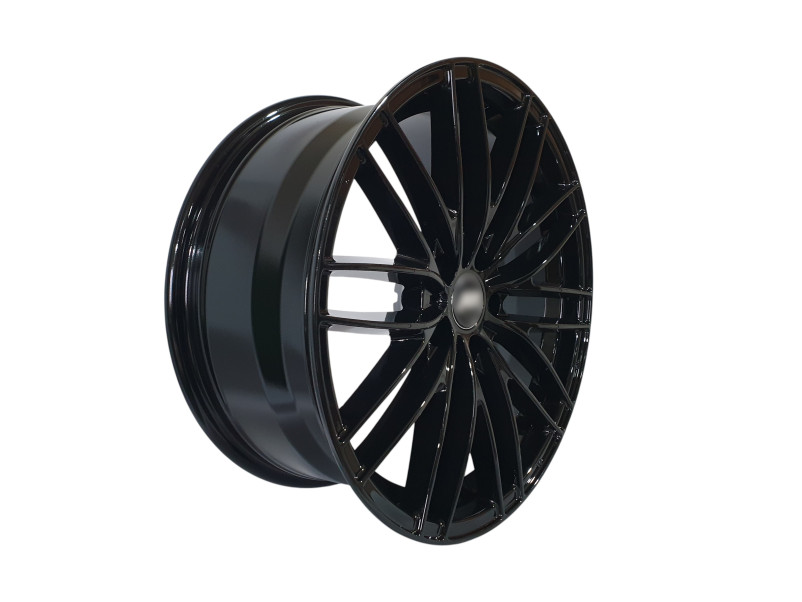 R18 Gloss Black Диски ( одноширокі 8.0J ET45 ) на Audi A4 B8 2007-2011 року