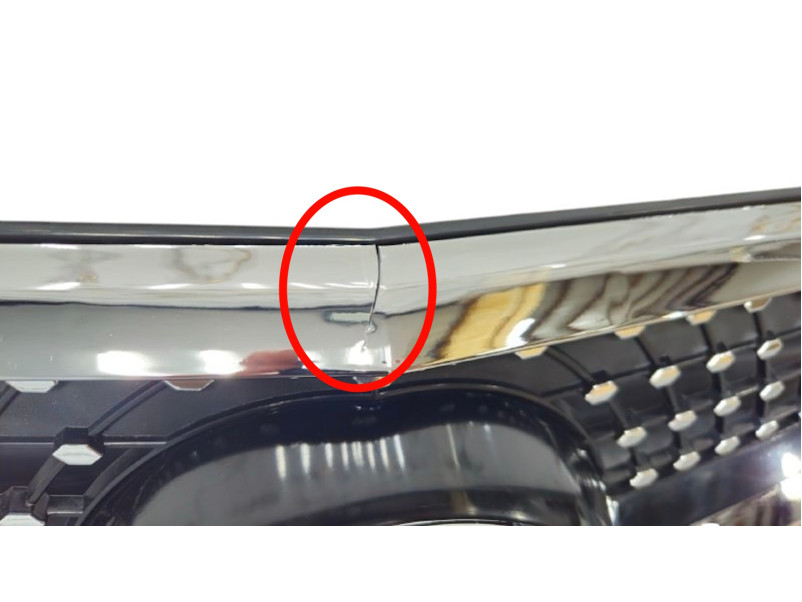 Решітка радіатора  Diamond Black ПОШКОДЖЕНА на Mercedes-Benz E-Class W212 2009-2013 року