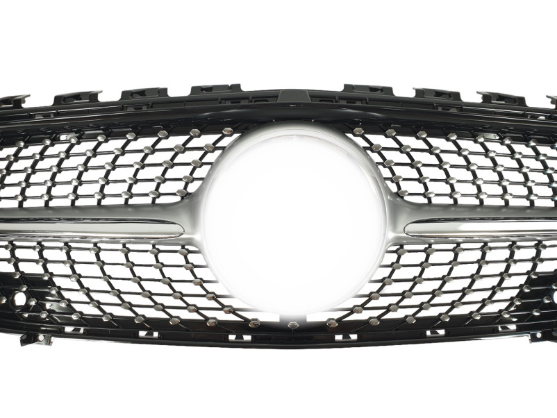 Решітка радіатора Silver ( без місця під камеру ) Diamond на Mercedes-Benz CLA-Class C118 2019-2023 року