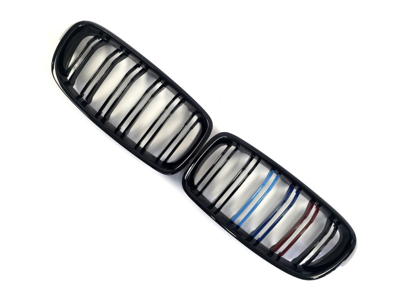 Ніздрі M-color ( Подвійні M-Look ) на BMW 3 Series F30 / F31 2011-2018 року