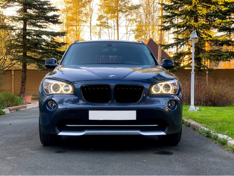 Ніздрі Чорний глянець ( Подвійні M-Look ) на BMW X1 E84 2009-2015 року