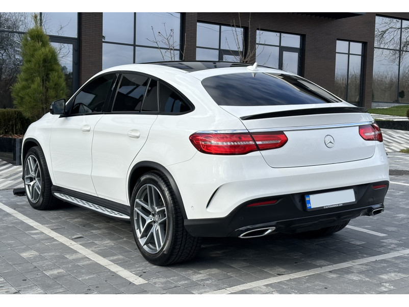 Спойлер Чорний глянець  на Mercedes-Benz GLE-Class Coupe C292 2015-2019 року