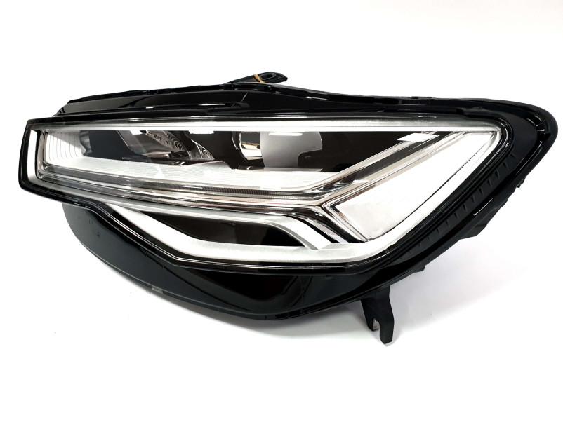 Передні фари  ( LED Європа без блоків ) на Audi A6 C7 2014-2018 року