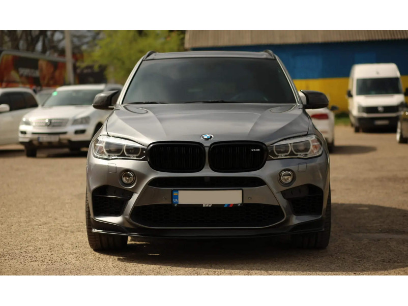 Комплект обвісів  ( стиль X5M F85 ) на BMW X5 F15 2013-2018 року