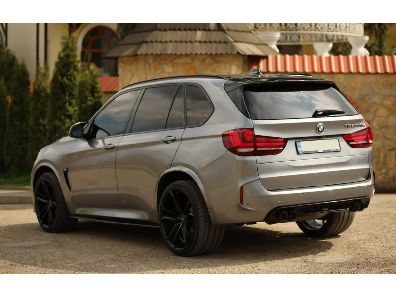 Комплект обвісів  ( стиль X5M F85 ) на BMW X5 F15 2013-2018 року