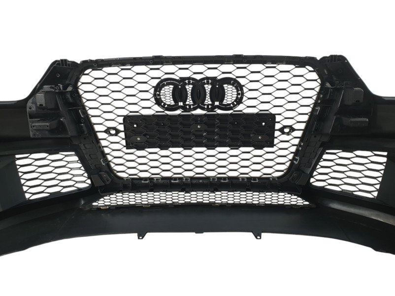 Передній бампер  ( стиль RS ) на Audi Q3 8U 2011-2014 року