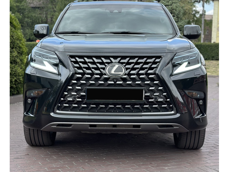 Решітка радіатора Gray ( Normal ) під камеру на Lexus GX 2019-2023 року