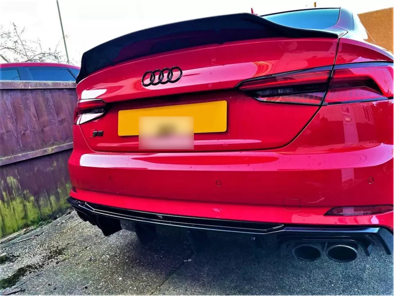 Спойлер Чорний глянець V3 на Audi A5 B9 2016-2020 року