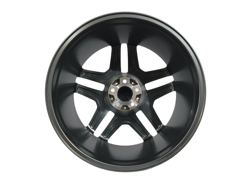 R20 GMF ( одноширокі 9.5J ET45 ) на Mercedes-Benz A-Class W176 2012-2015 року