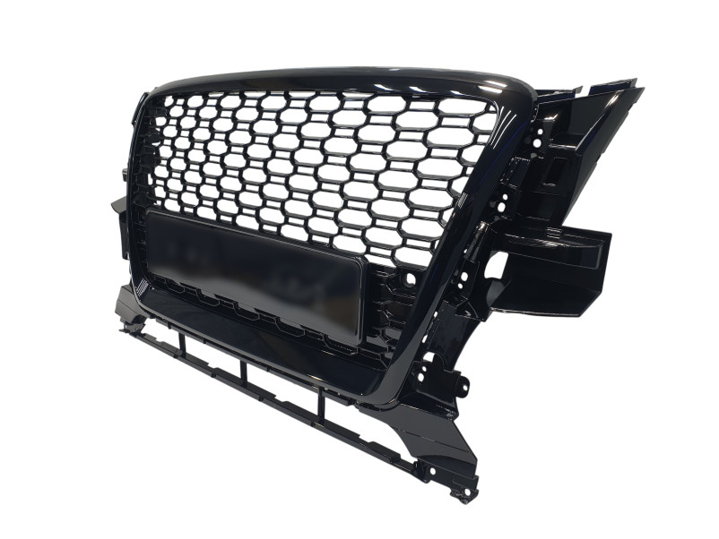 Решітка радіатора Full Black ( в стилі RSQ5 ) на Audi Q5 8R 2008-2012 року