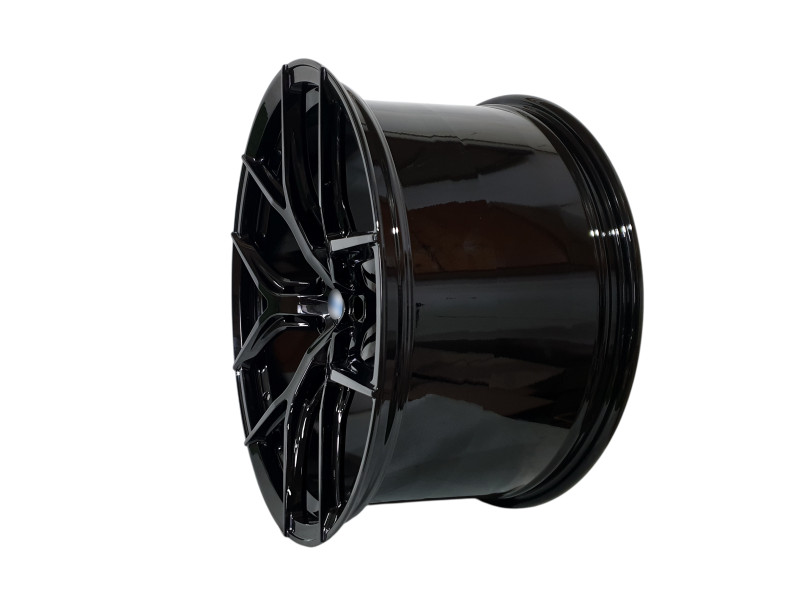 R21 / R22 Gloss Black Ковані диски ( різнорозмірні / різноширокі ) на BMW M5 G90 / G99 2024-2026 року