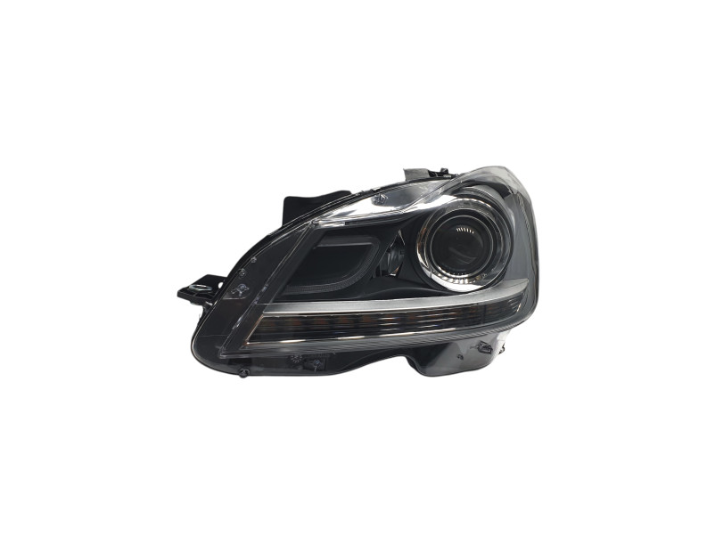 Передні фари  Bi-Led ( заміна галогена ) на Mercedes-Benz C-Class W204 2007-2014 року
