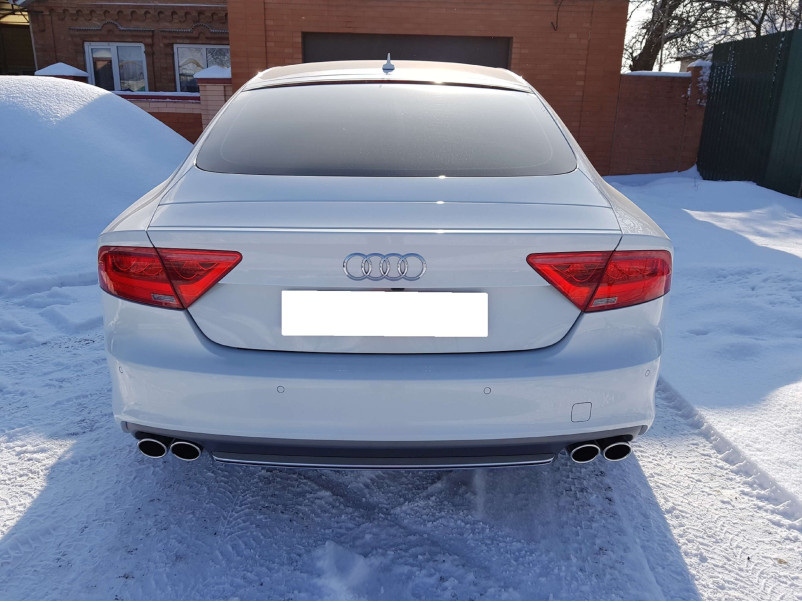 Дифузор ( заднього бампера ) Silver ( в стилі S7 ) 00-00 на Audi A7 4G 2010-2014 року