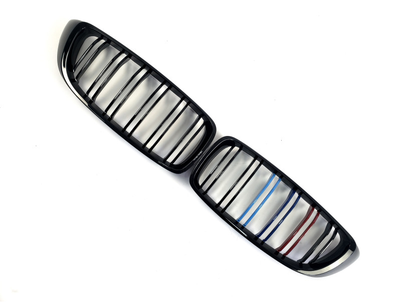 Ніздрі  M-color  ( Подвійні M-Look ) на BMW 4 Series F32 / F33 2013-2020 року