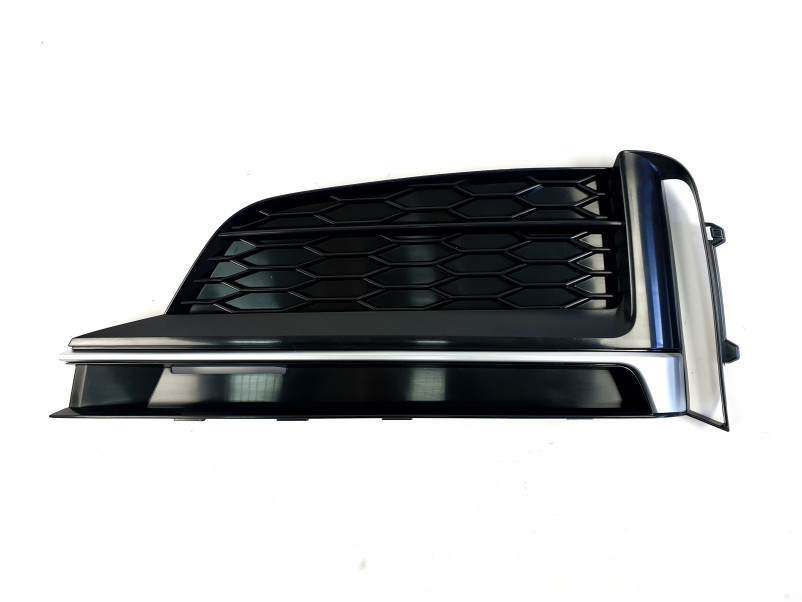 Решітки в бампер Black Silver ( стиль S5 ) S-Line на Audi A5 B9 2016-2020 року