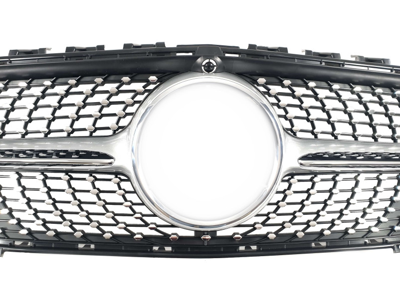 Решітка радіатора Silver ( з місцем під камеру ) Diamond на Mercedes-Benz CLA-Class C118 2019-2023 року