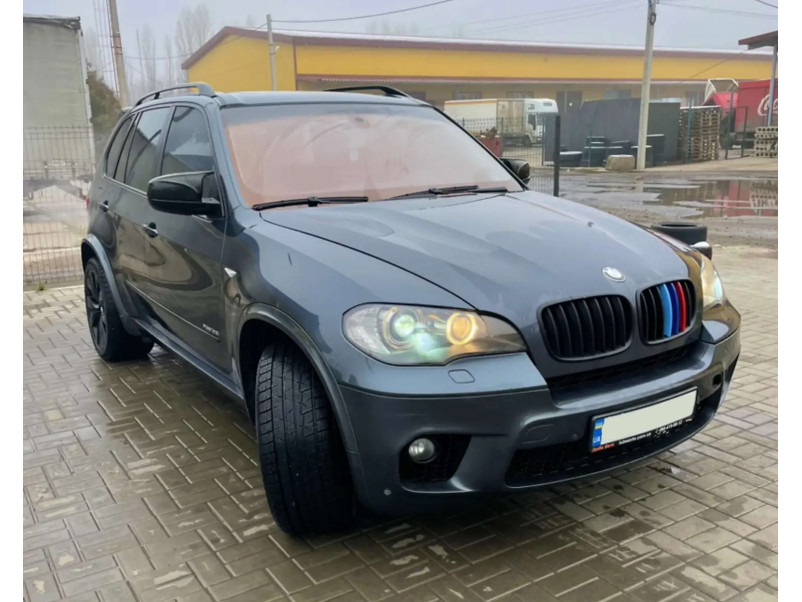 Накладки на дзеркала Чорний глянець ( M - Look ) на BMW X5 E70 2010-2013 року