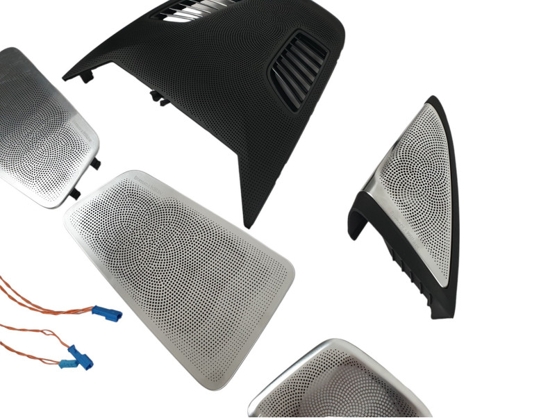 Сітки на динаміки  ( Bowers & Wilkins ) VV на BMW 5 Series G30 / G31 2017-2020 року
