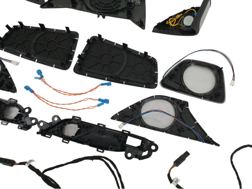 Сітки на динаміки  ( Bowers & Wilkins ) VV на BMW 5 Series G30 / G31 2017-2020 року