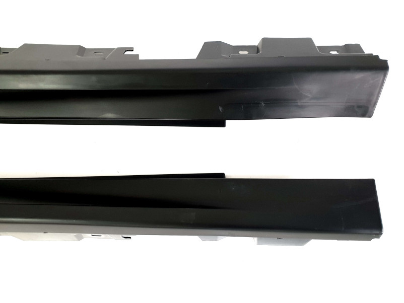 Накладки на пороги  ( стиль M ) на BMW 5 Series F10 / F11 2010-2017 року