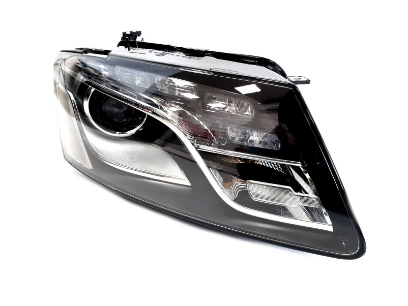 Передні фари  ( Bi-Xenon No Adaptive Європа ) на Audi Q5 8R 2008-2012 року