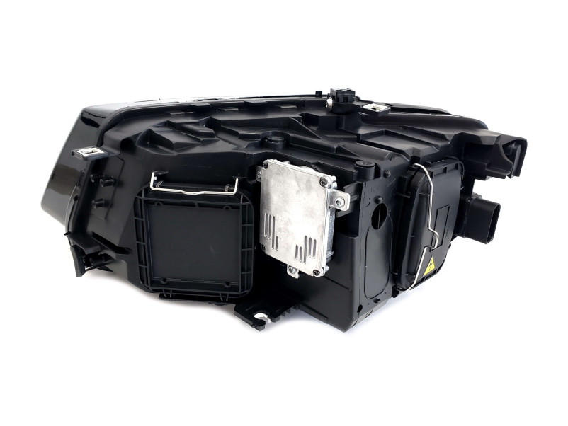 Передні фари  ( Bi-Xenon No Adaptive Європа ) на Audi Q5 8R 2008-2012 року