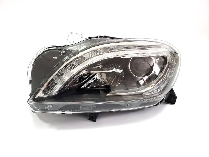 Передні фари  ( Bi-Xenon ) без блоків на Mercedes-Benz ML-Class W166 2011-2015 року