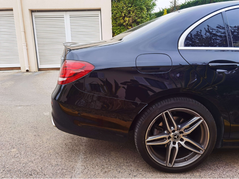 Спойлер Black  на Mercedes-Benz E-Class W213 2016-2020 року