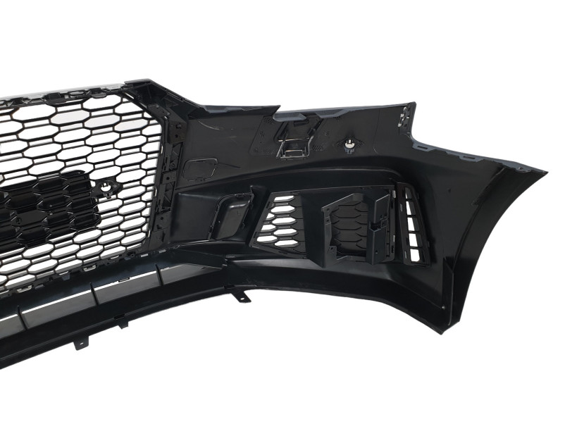 Передній бампер  ( в стилі RS4 без радарів V3 ) на Audi A4 B9 2015-2019 року