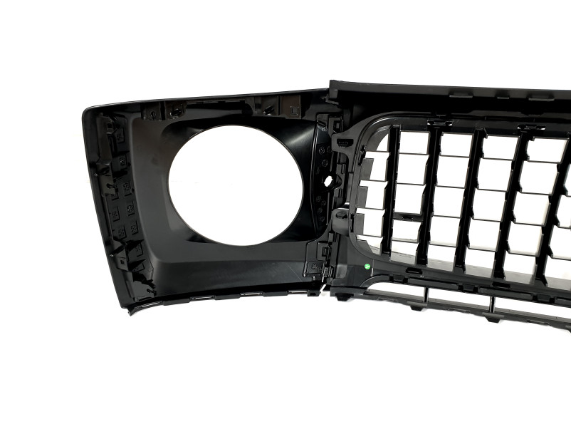 Решітка радіатора Full Black + рамки на фари GT на Mercedes-Benz G-Class W463 2018-2025 року