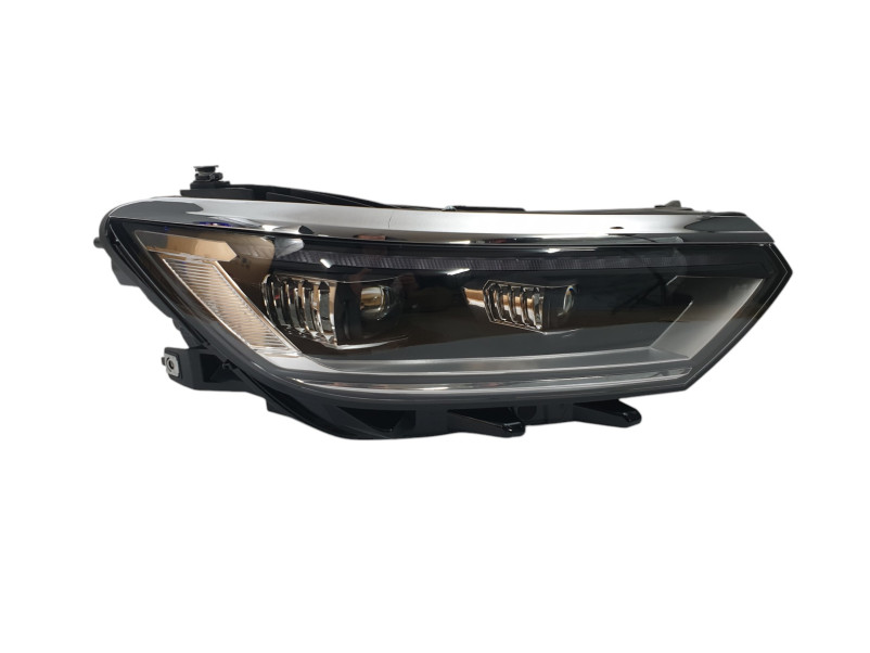 Передні фари  ( Full Led апгрейд в Passat B8 2019+ ) 8пін на Volkswagen Passat B8 2014-2019 року