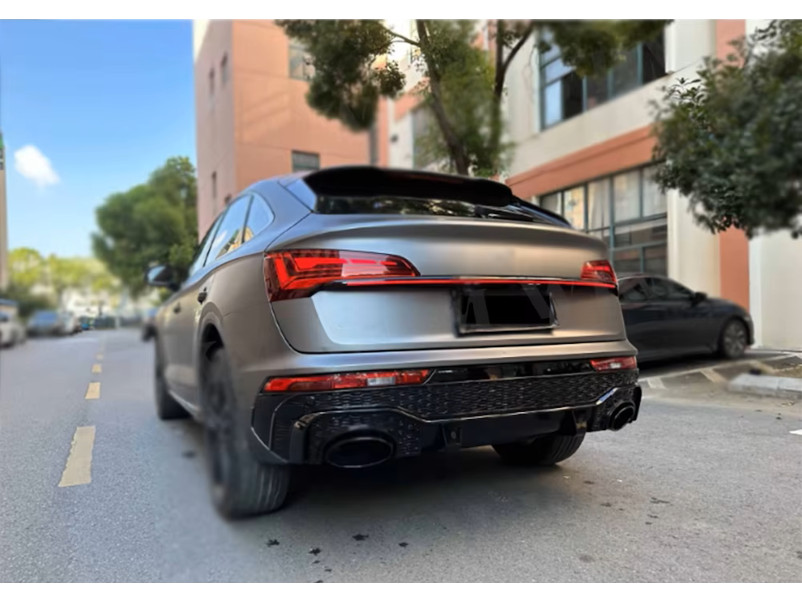 Дифузор ( заднього бампера )  ( стиль RS ) на Audi Q5 80A 2020-2024 року