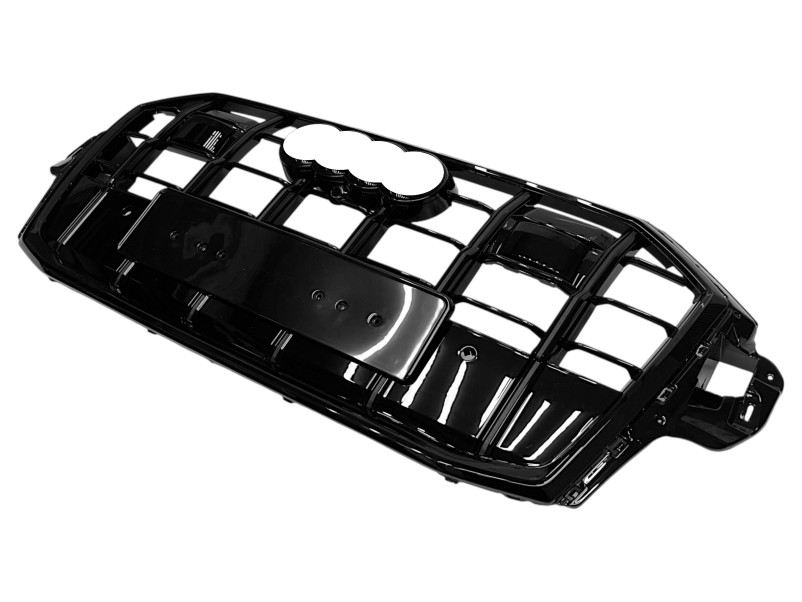 Решітка радіатора Full Black ( стиль SQ7 ) під дистронік на Audi Q7 4M 2020-2022 року