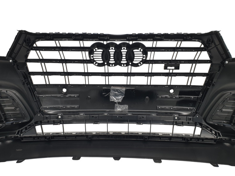 Передній бампер  ( S-Line ) V2 на Audi Q5 80A 2016-2020 року